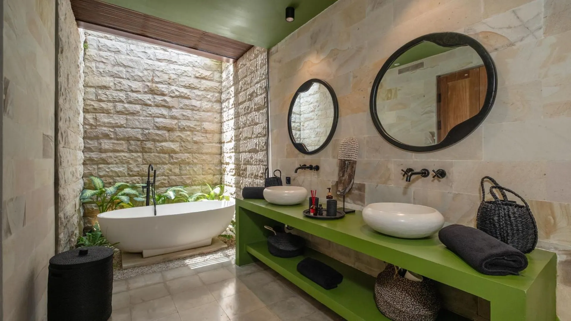 Villa Dreamer By Villa Finder Seminyak